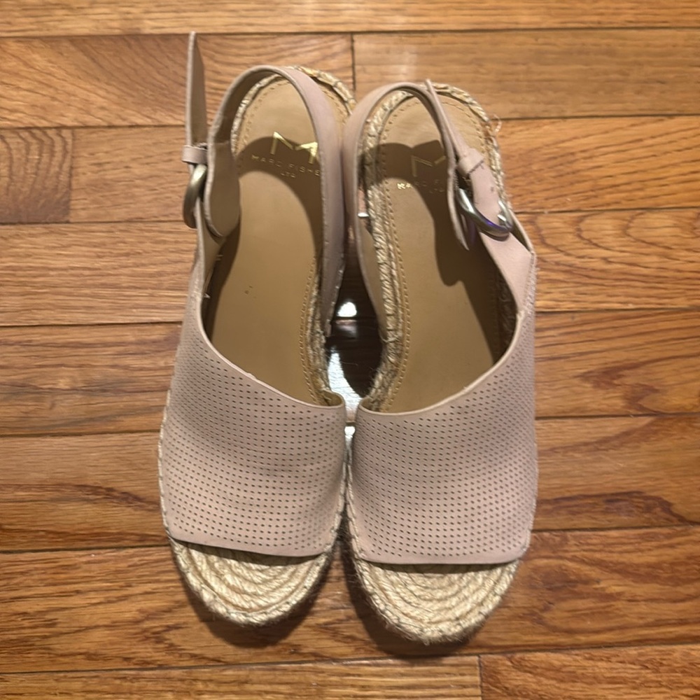 Marc Fisher wedge